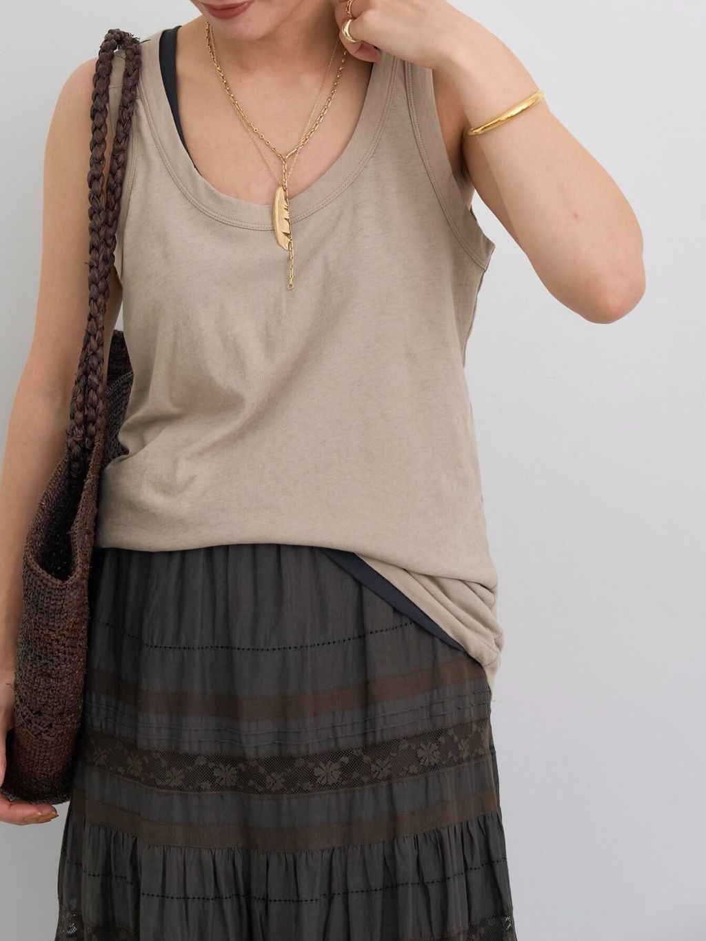 TIERED LACE SKIRTのコーディネートスナップ（PR Sasaki）｜L