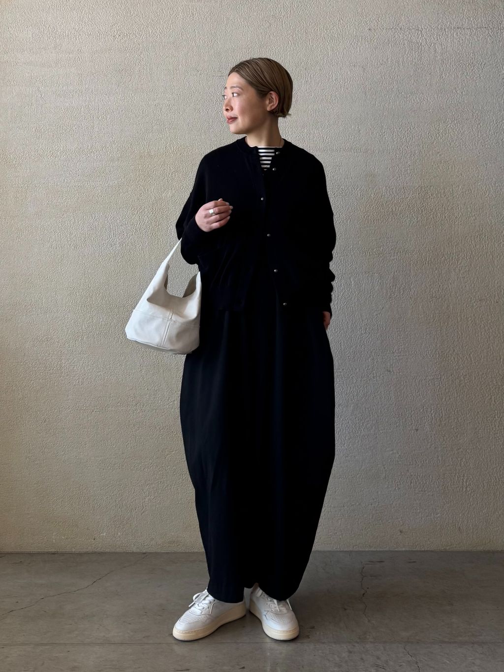 予約》TRストレッチ Vネックサロペットのコーディネートスナップ（Y.S