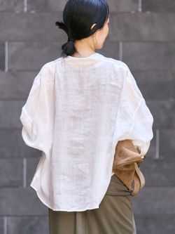 追加予約》RAMIE LYOCELL CROPPED シャツ 3のコーディネートスナップ