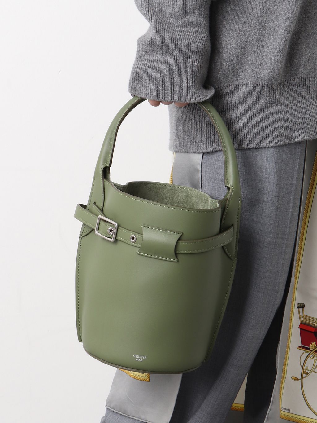 CELINE/セリーヌ】Big bag bucket nano 2wayのコーディネートスナップ