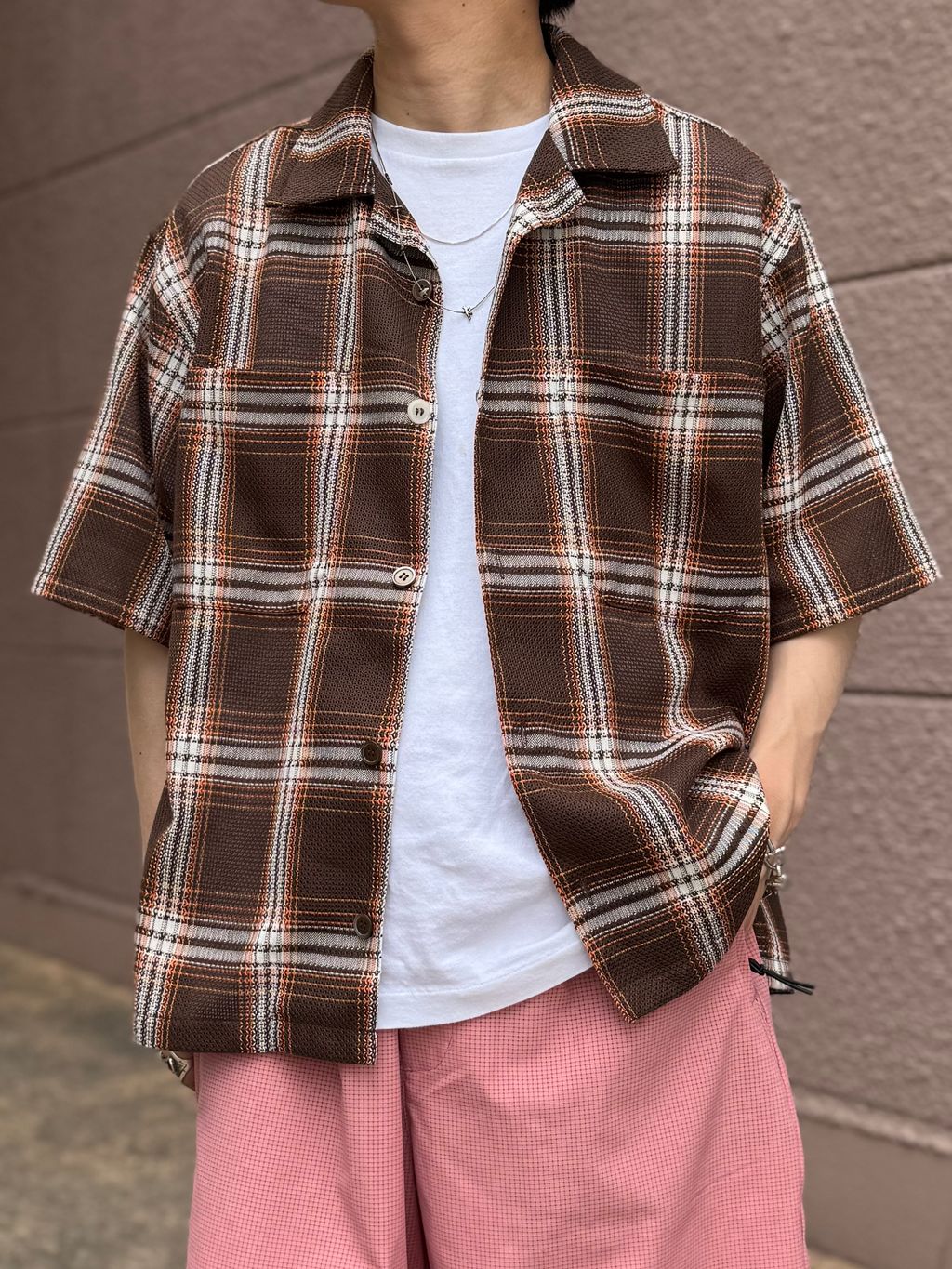 ビッグチェックメッシュシャツのコーディネートスナップ（KOUKI）｜B.C