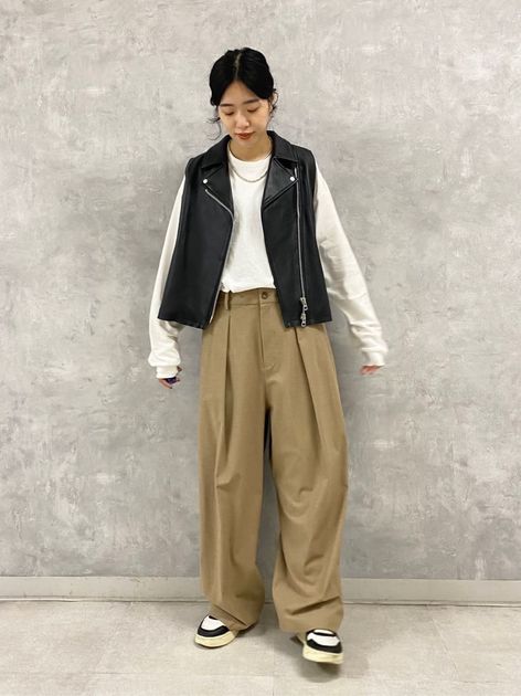 ダック ベストのコーディネートスナップ（M.O）｜journal standard