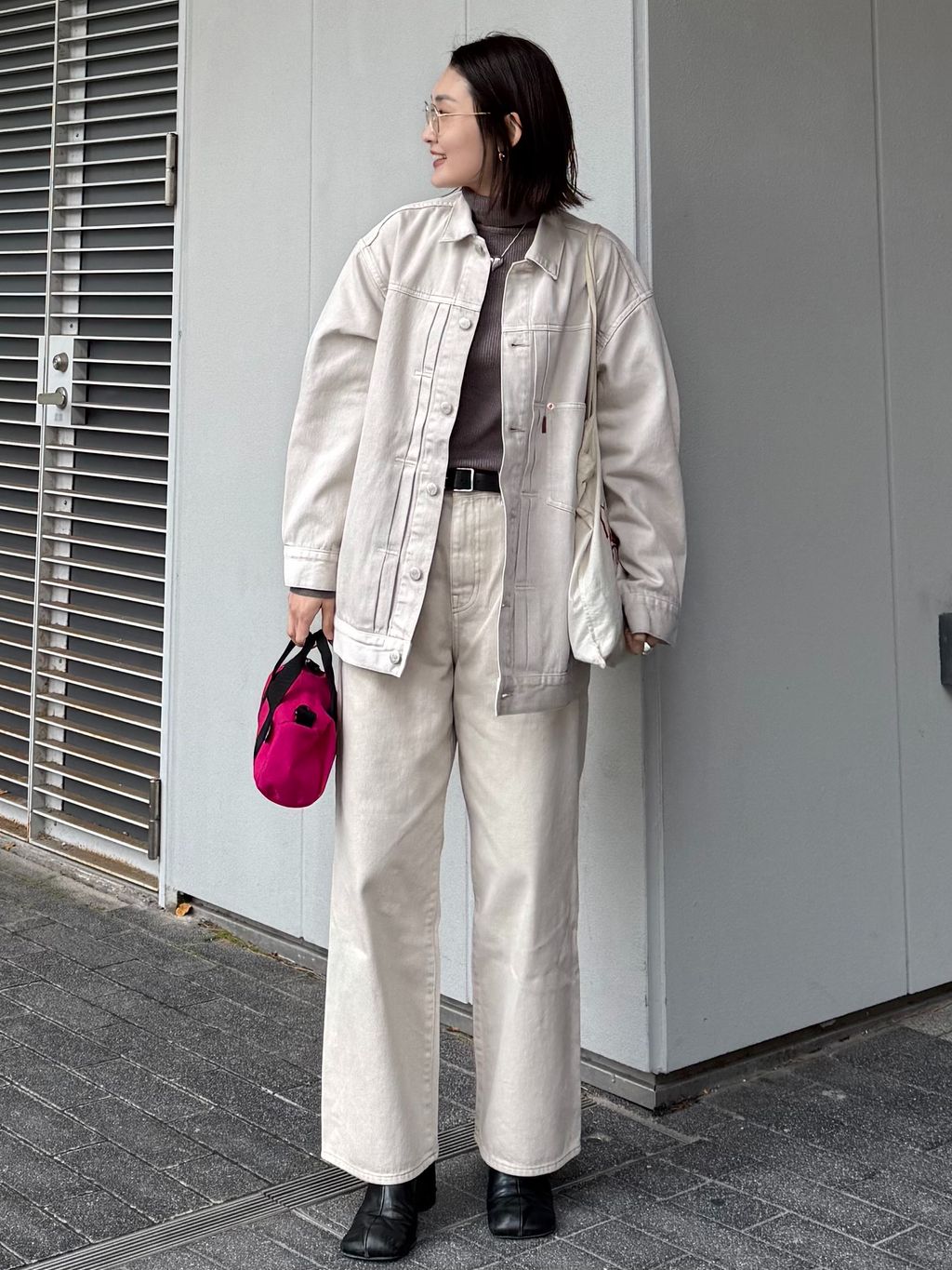 OUTDOOR PRODUCTS Usual Things