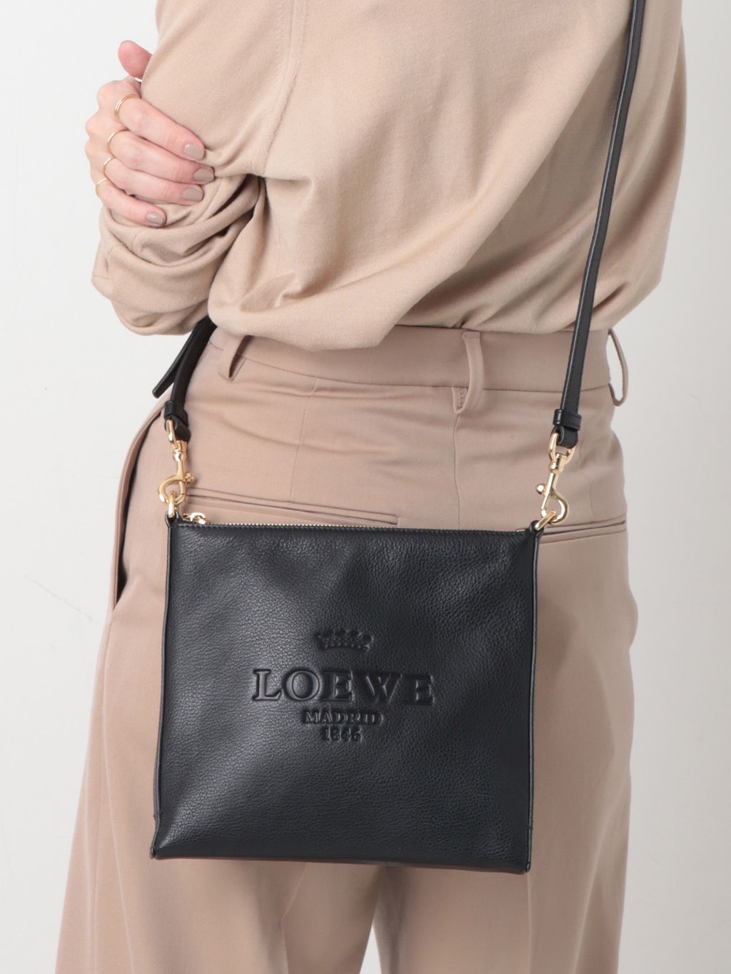 VINTAGE LOEWE/ロエベ】Heritage ショルダーバッグのコーディネート