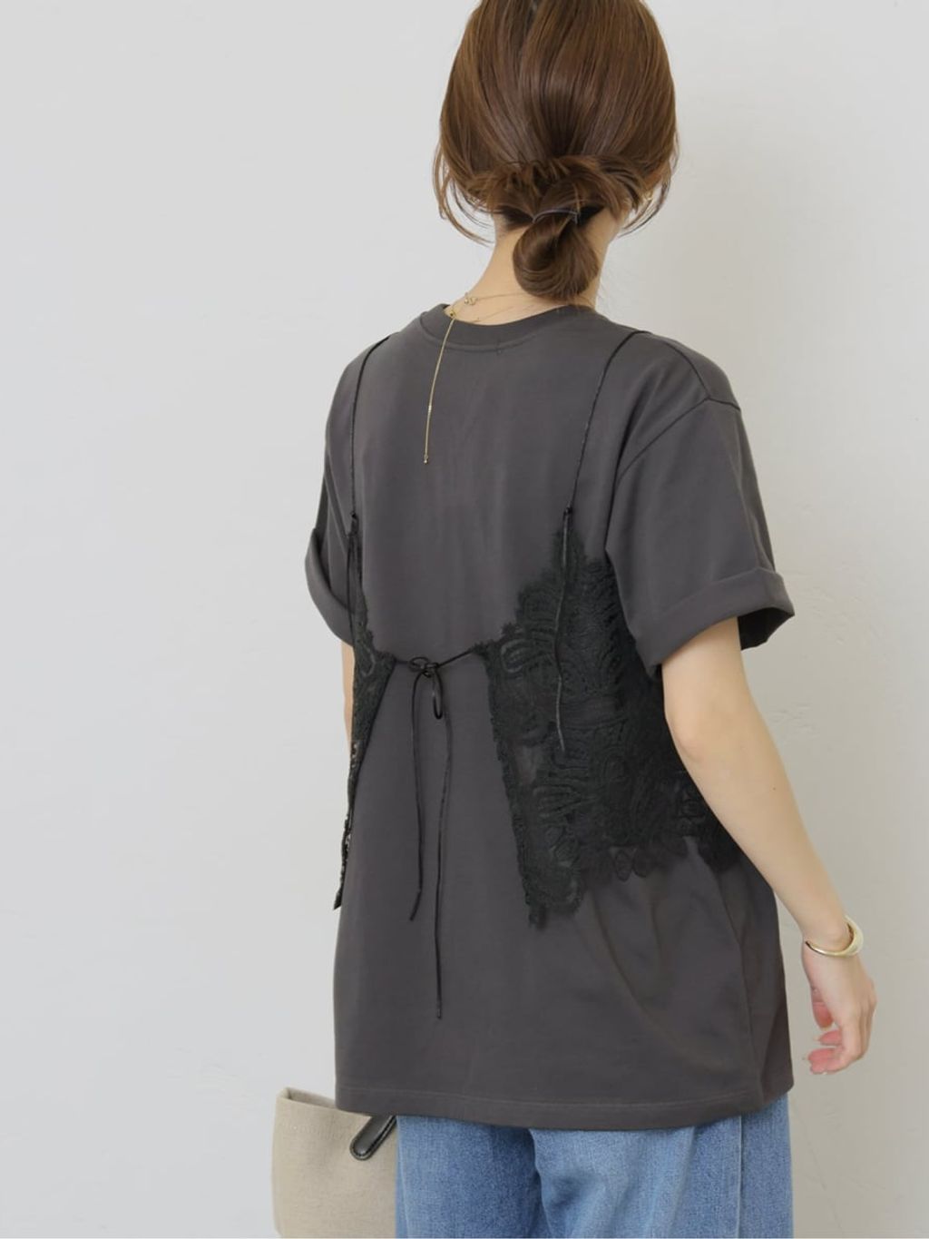 2枚セット》レーシービスチェセットTEEのコーディネートスナップ