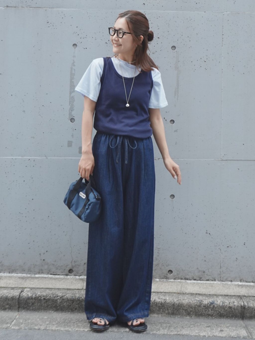 OUTDOOR PRODUCTS Usual Things