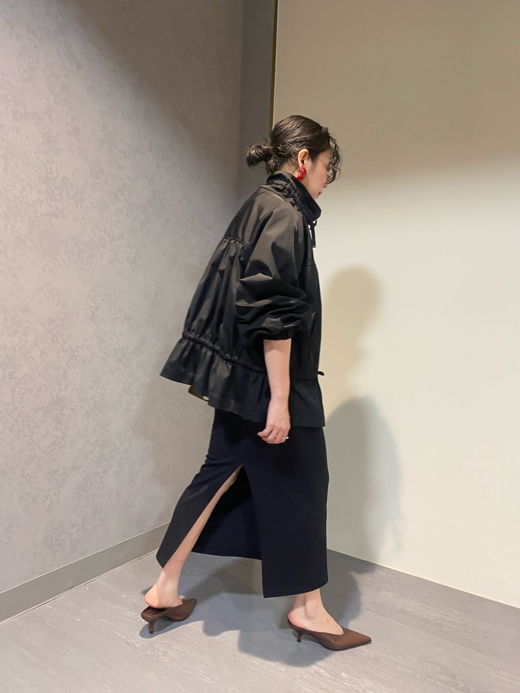 ダブルサテンZIPブルゾンのコーディネートスナップ（TSUNODA