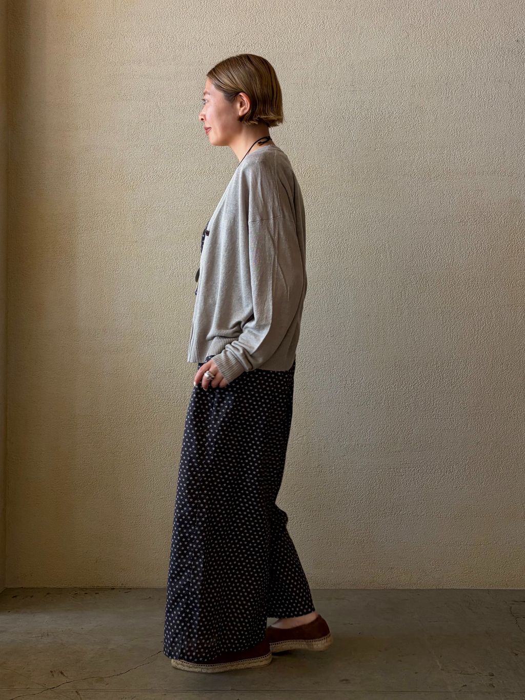 SOIL】LINEN/COTTON V-NECK CARDIGANのコーディネートスナップ（Y.S