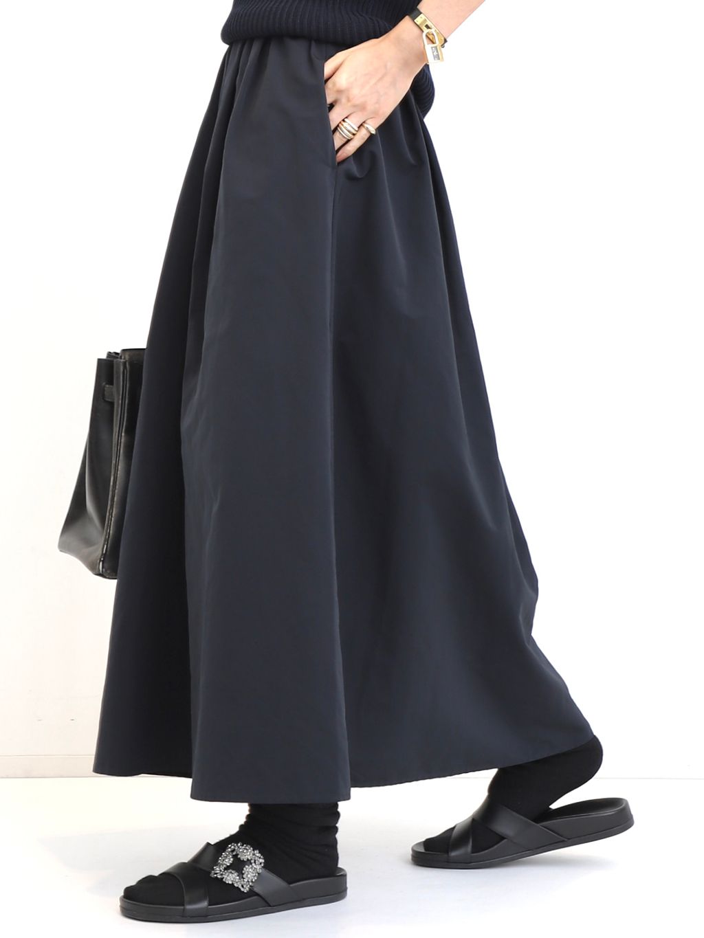 Lisière Grosgrain Volume Skirt ネイビー Grosgrain Volume Skirtのコーディネートスナップ（BUYER.Y）｜L