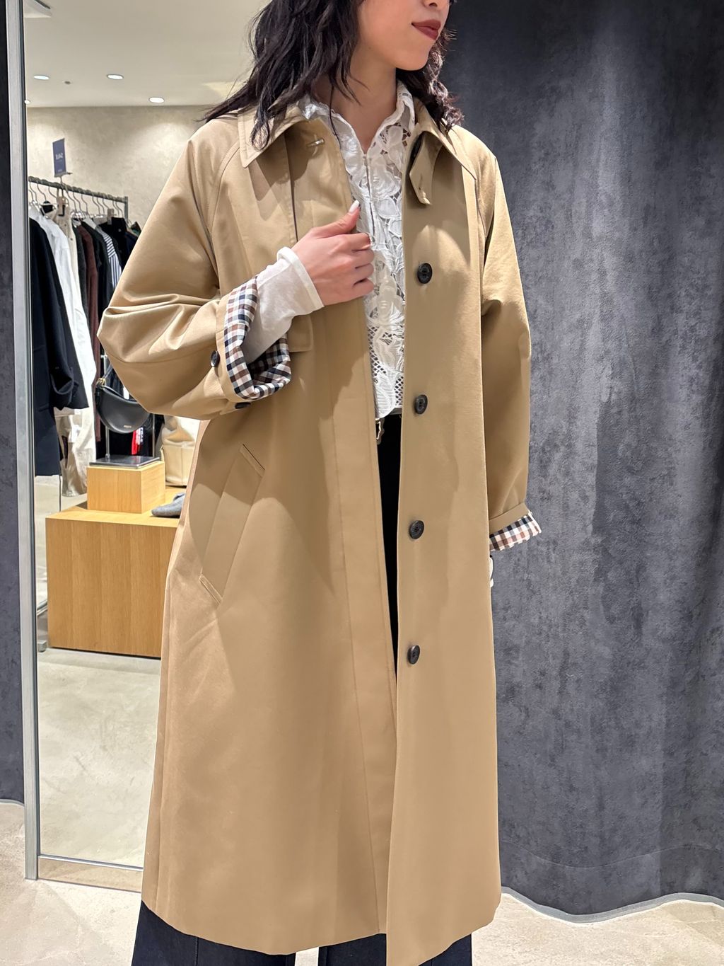 別注】Aquascutum×LESSAGE ステンカラーコートのコーディネート