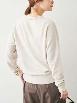 CAPRI クルーネック プルオーバーのコーディネートスナップ（MIZU