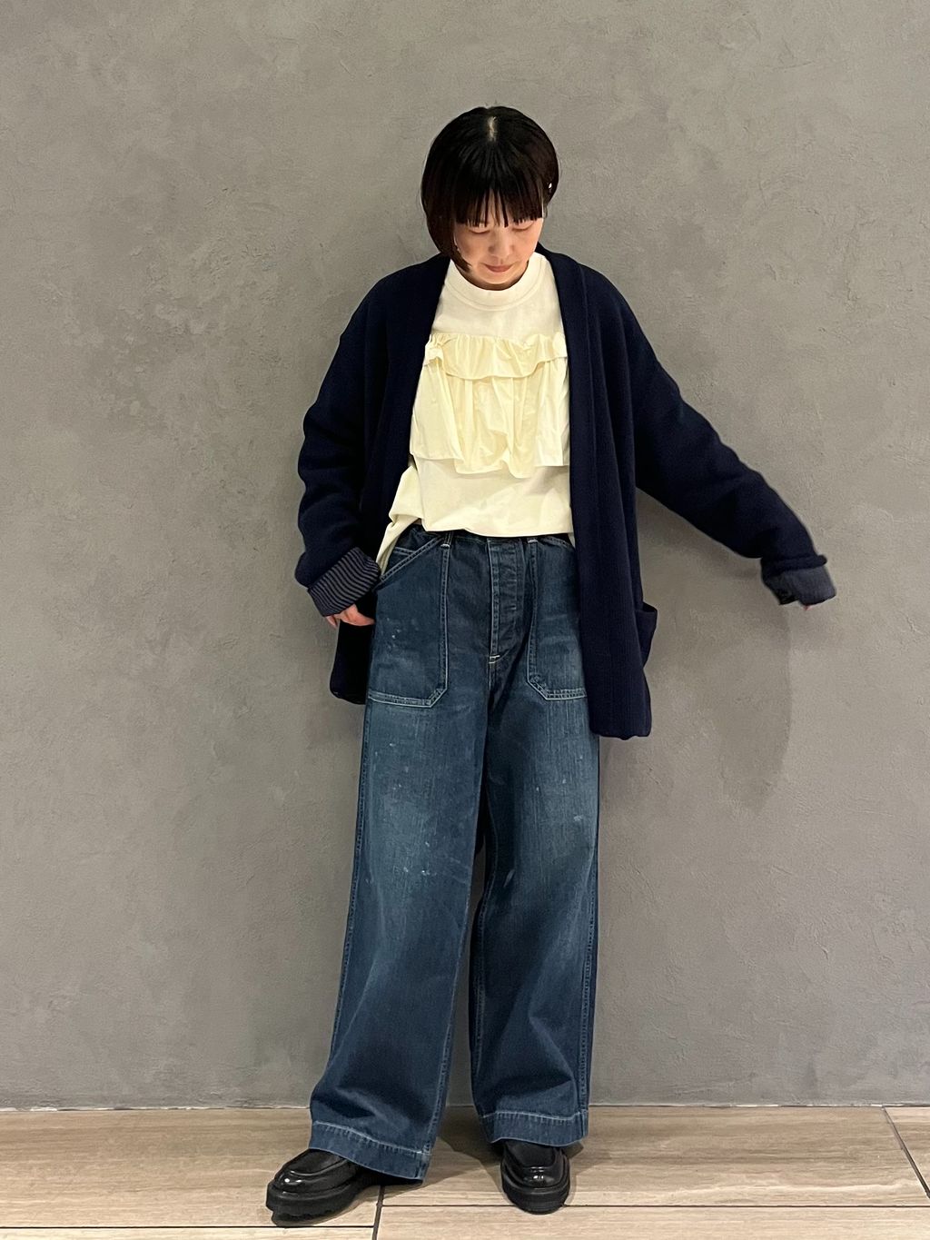 タフタ フリルプルオーバーのコーディネートスナップ（K.M）｜journal