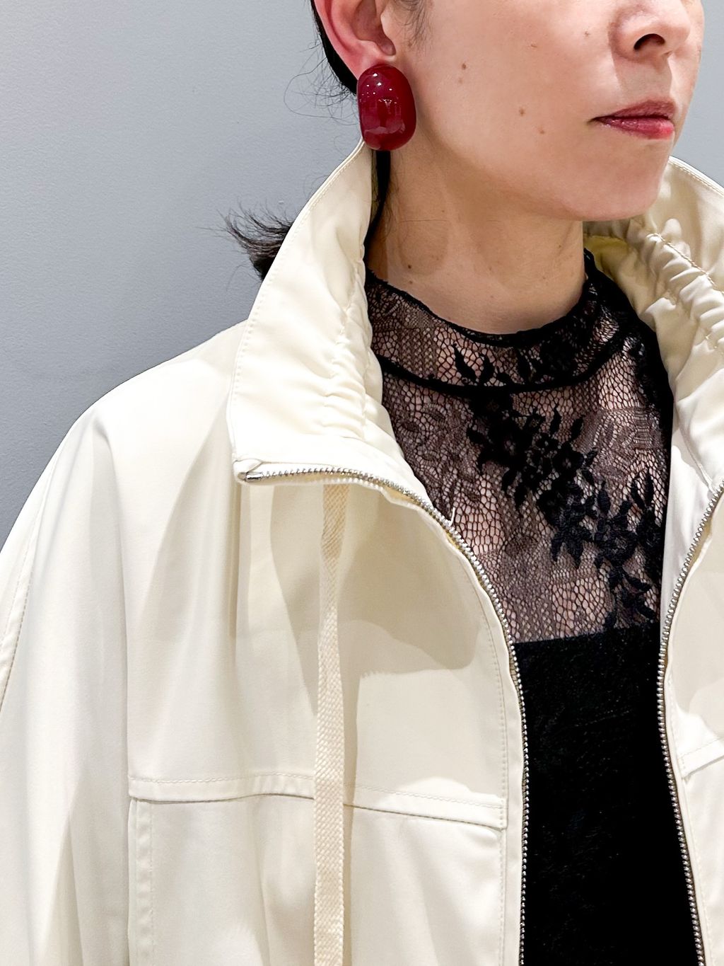 ダブルサテンZIPブルゾンのコーディネートスナップ（chika）｜VERMEIL