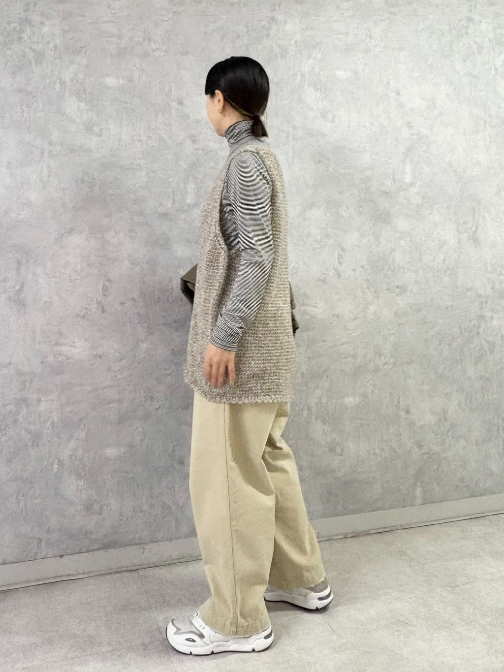 ウェザー スタンドカラーハーフコートのコーディネートスナップ（K.H