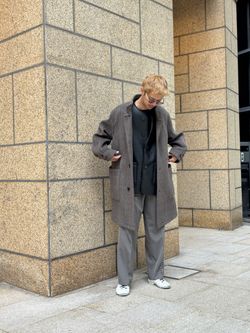 E. トリプルパイル ローブ コートのコーディネートスナップ（こあ