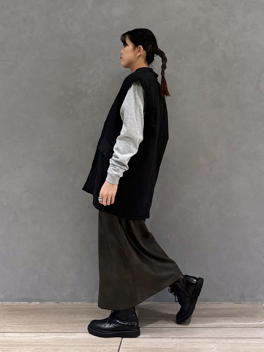 フェイクレザースカートのコーディネートスナップ（Y.K）｜journal