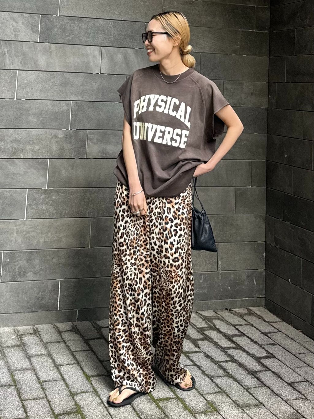 OUTDOOR PRODUCTS Usual Things