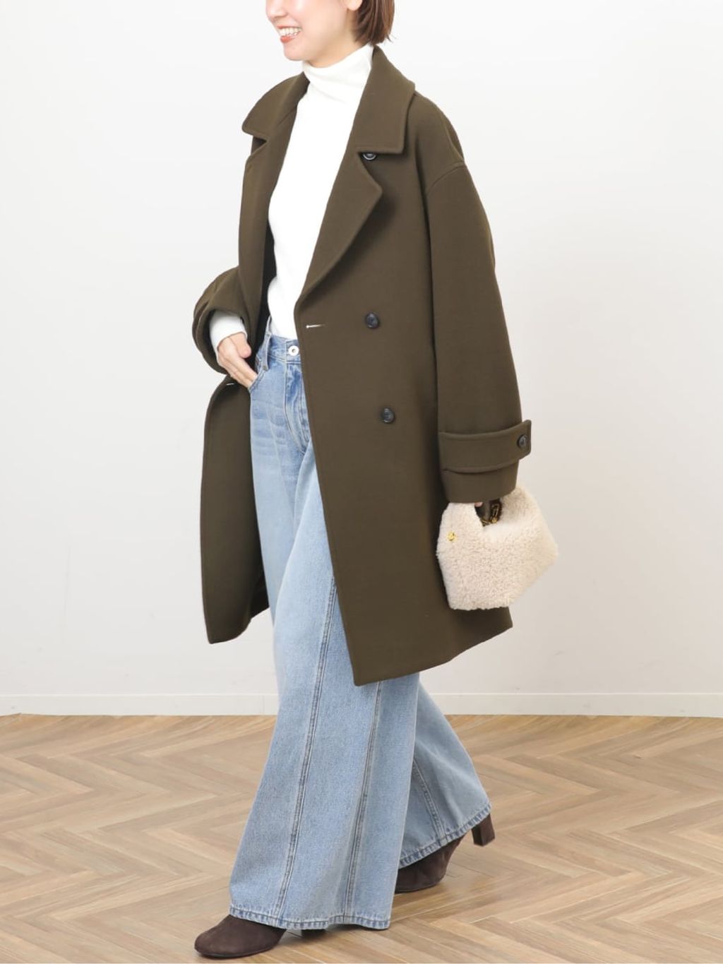 追加》ピュアラムロングコクーンコートのコーディネートスナップ