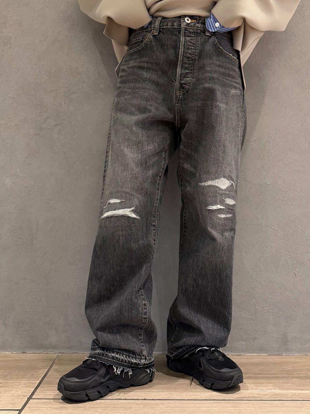 13OZデニム ダメージ5PKのコーディネートスナップ（AT）｜journal