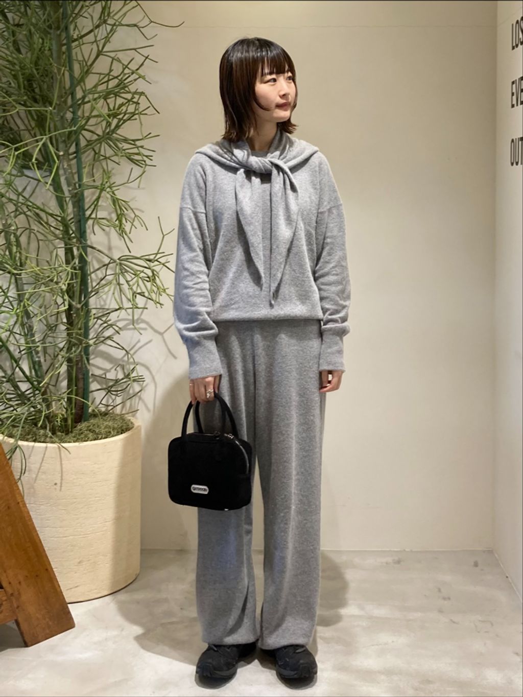 OUTDOOR PRODUCTS Usual Things