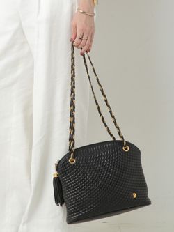 10K square onyx pierce(両耳)のコーディネートスナップ（maki