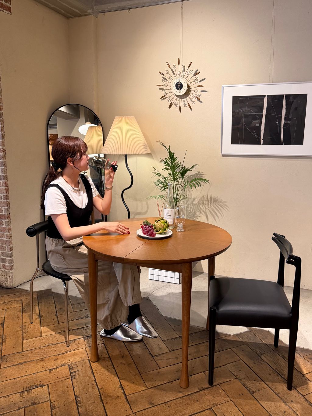 JOURNAL STANDARD FURNITURE