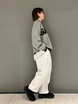 SUNDAY プリントスウェットのコーディネートスナップ（E.O）｜journal