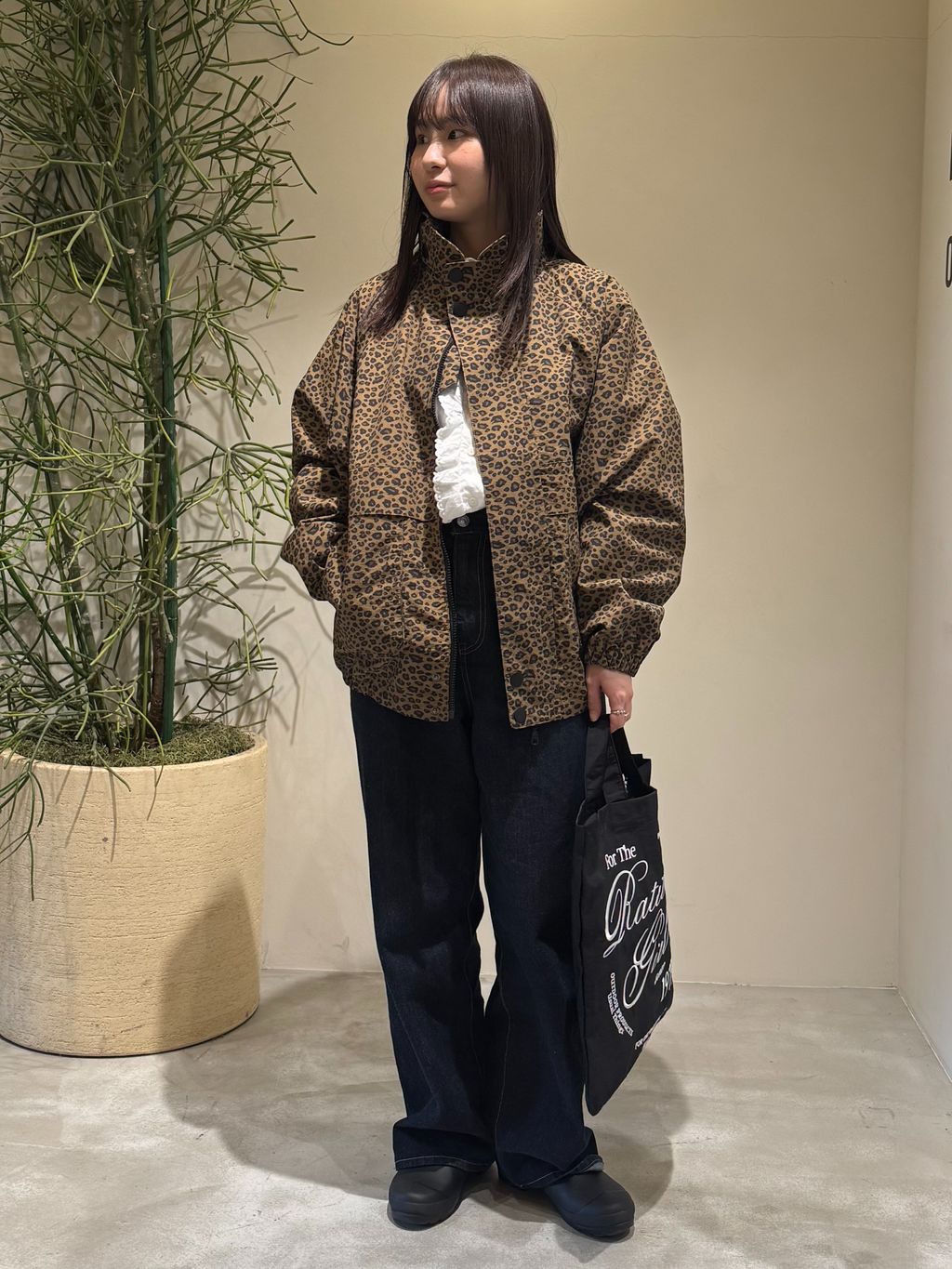 OUTDOOR PRODUCTS Usual Things