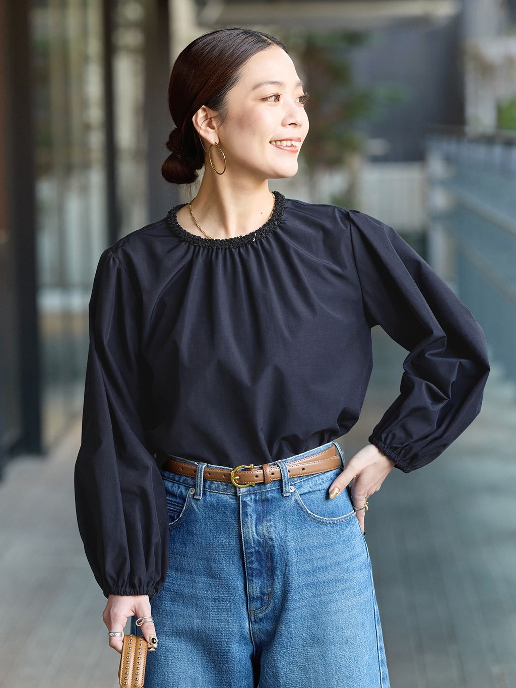 トップス miyuu 予約》手洗い可 / デザインネックパフスリーブブラウスの