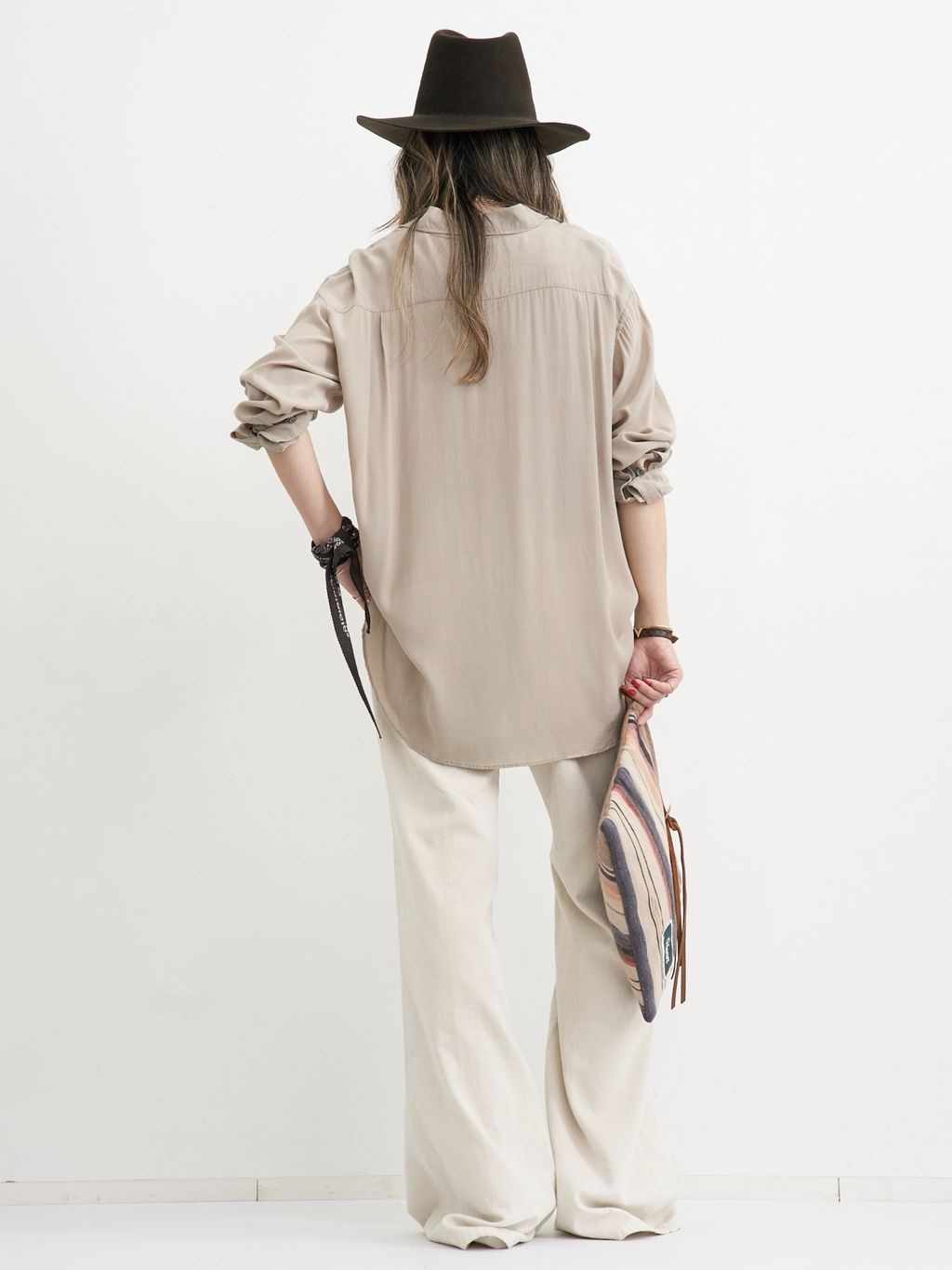 定価30800円 L'Appartement 2way cotton shirt Cupro Rayon 2way Shirtsのコーディネートスナップ（BUYER.N）｜L