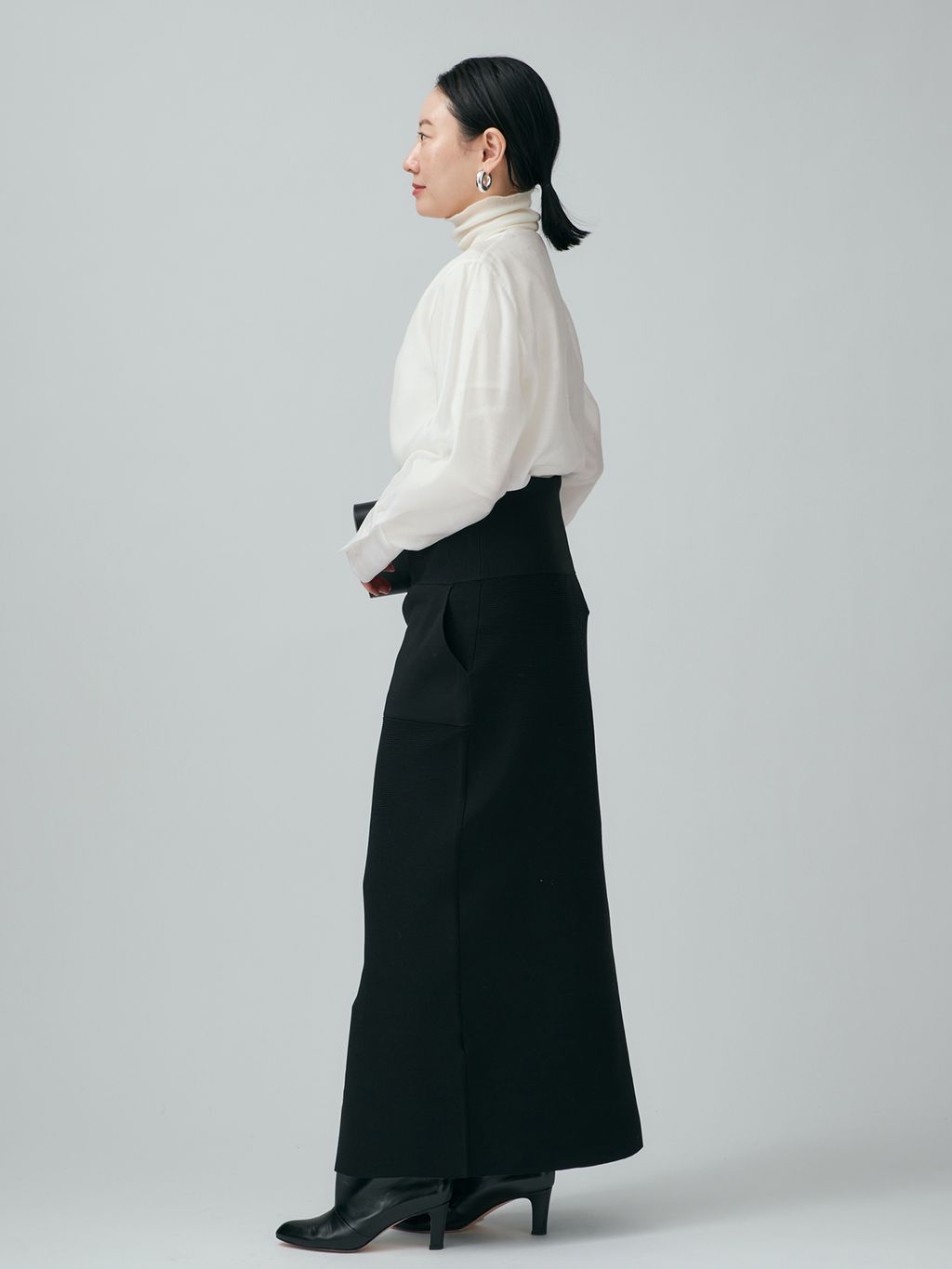 追加4》シアーブラウスのコーディネートスナップ（VERMEIL Online