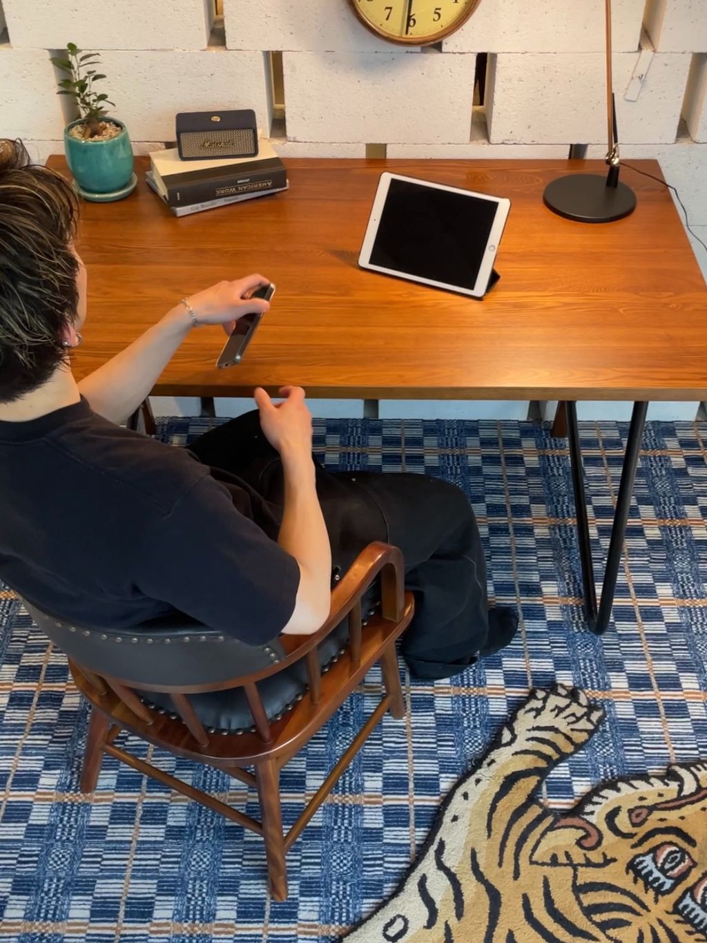 JOURNAL STANDARD FURNITURE