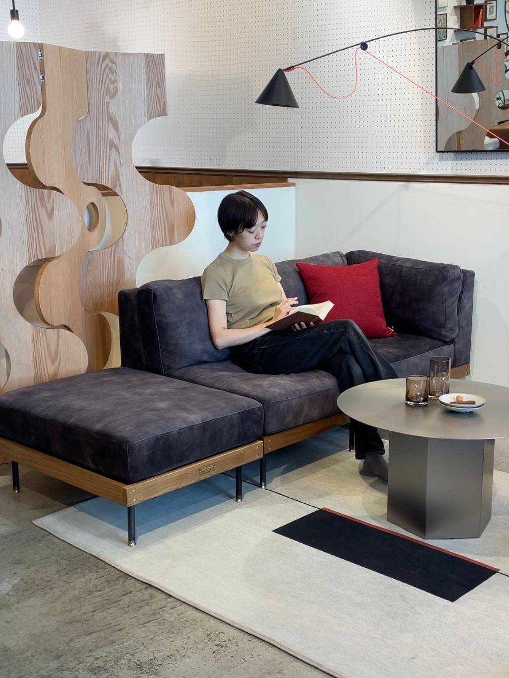 JOURNAL STANDARD FURNITURE