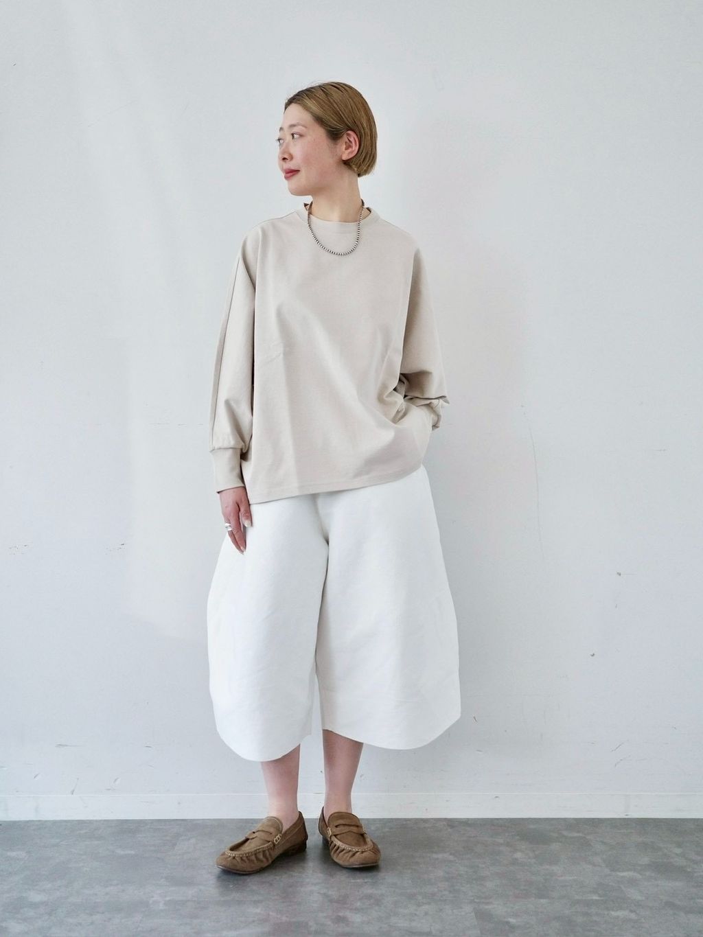 デラヴェジャージ カイトプルオーバーのコーディネートスナップ（Y.S