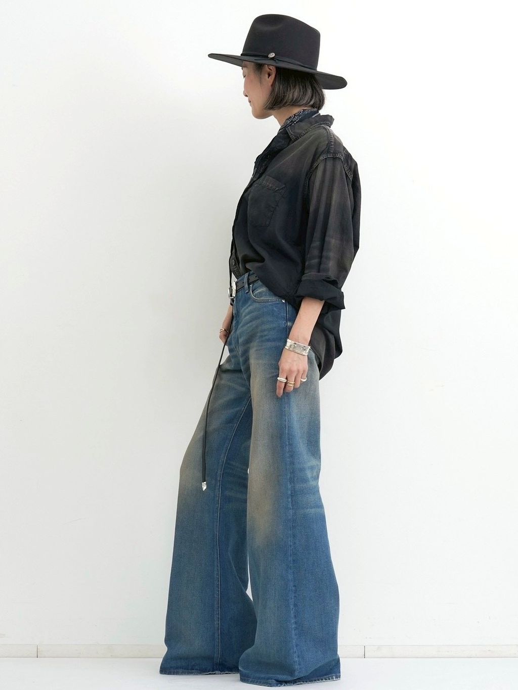 HERILL/ヘリル】 Dobby Workshirtのコーディネートスナップ（STAFF.S