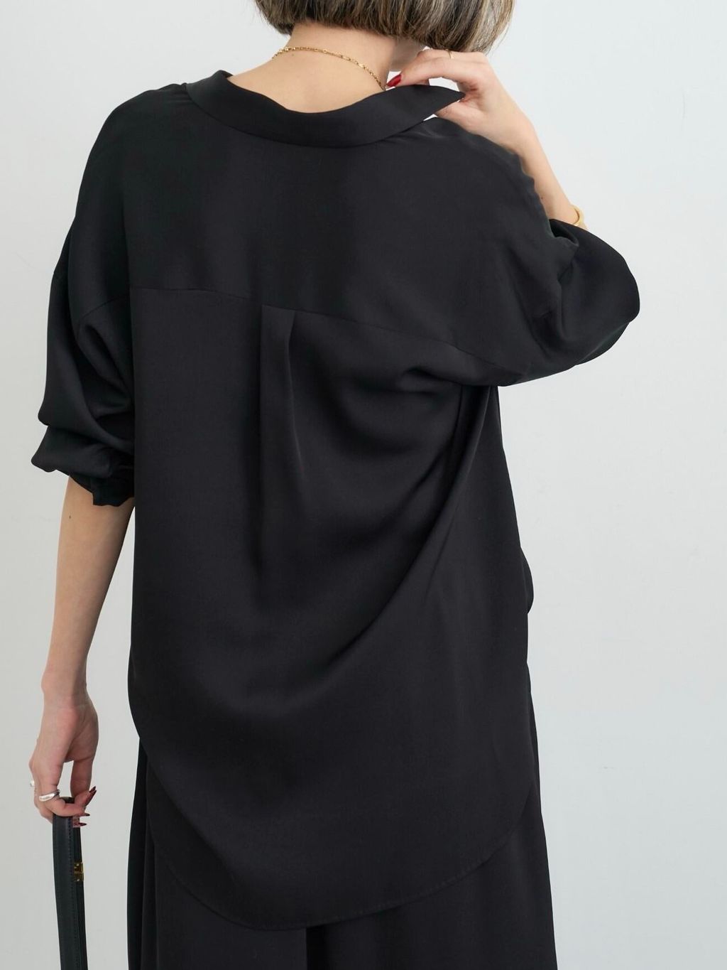 Washable Silk Shirtのコーディネートスナップ（STAFF.S）｜L