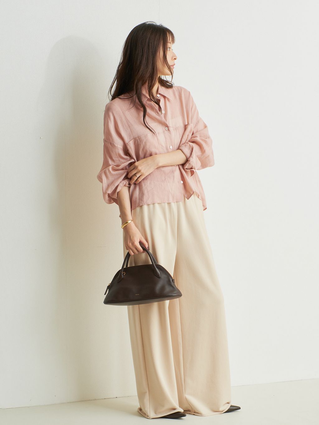 追加》RAMIE LYOCELL CROPPED シャツ 3のコーディネートスナップ（Nene