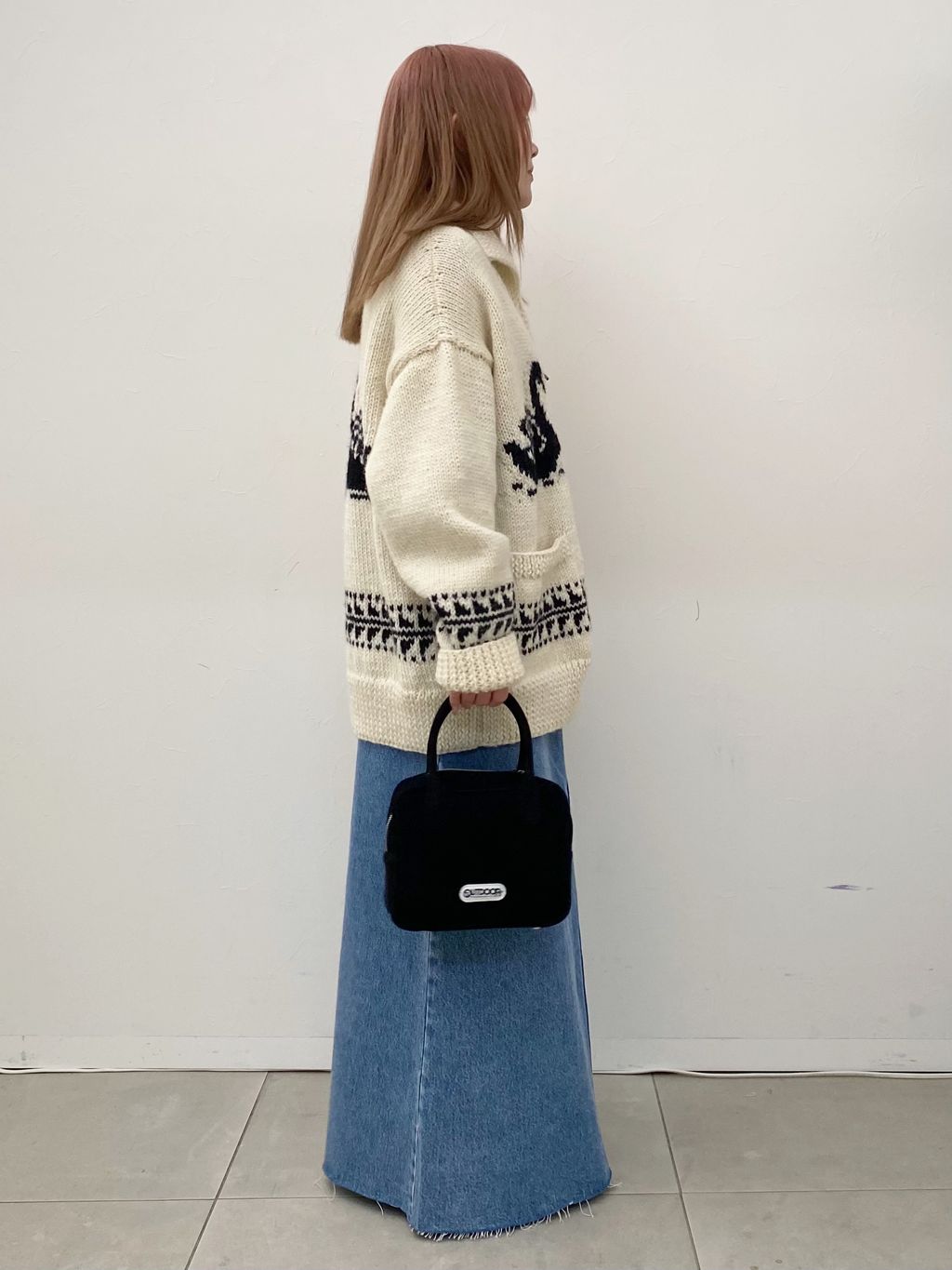ネパールスワンカウチンハンドニットカーディガンのコーディネート