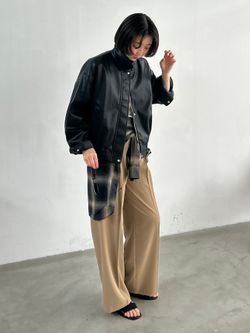 予約/シリーズあり》FAKEレザーブルゾンのコーディネートスナップ