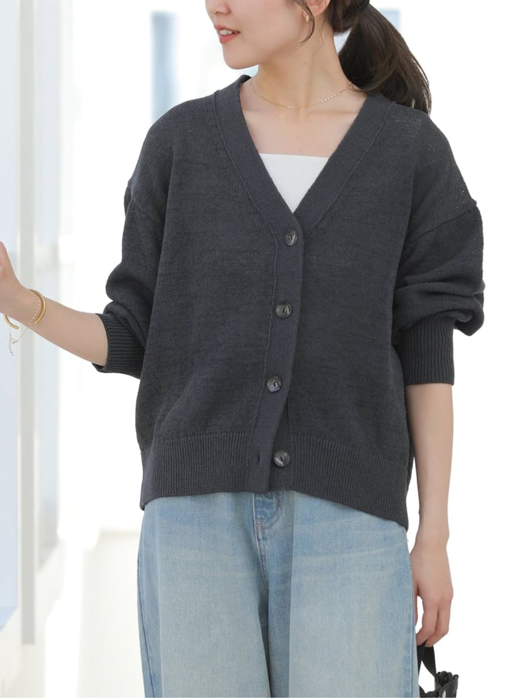 予約》［26SS新作］リネンコットンVカーディガンのコーディネート