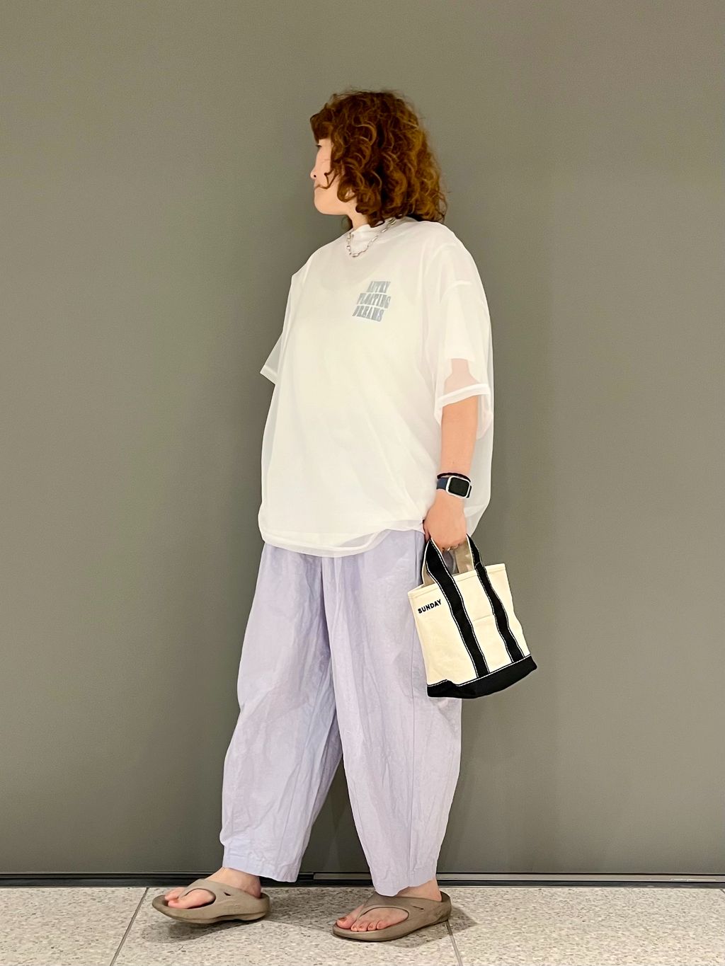 SUNDAY Sheer Tシャツのコーディネートスナップ（YY）｜journal