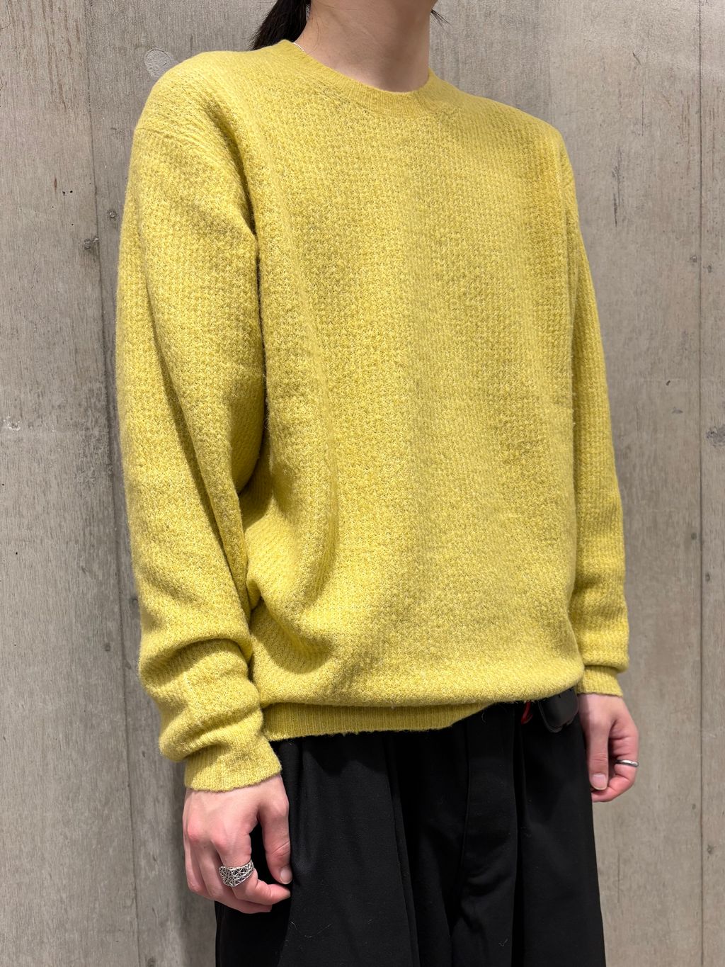 YAK / ヤク アルパカ ブレンド タック ニットのコーディネートスナップ