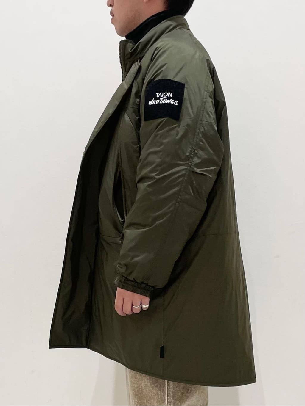 WILDTHINGS × TAION 別注 モンスターパーカーのコーディネートスナップ