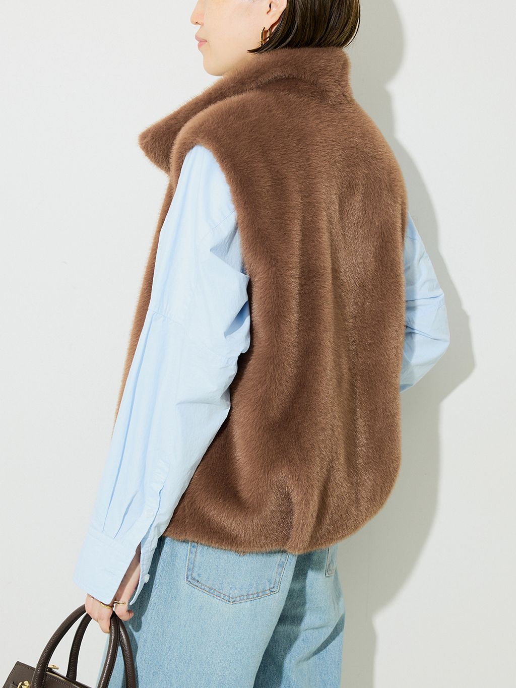 ミンクエコファーベストのコーディネートスナップ（Sally）｜SLOBE