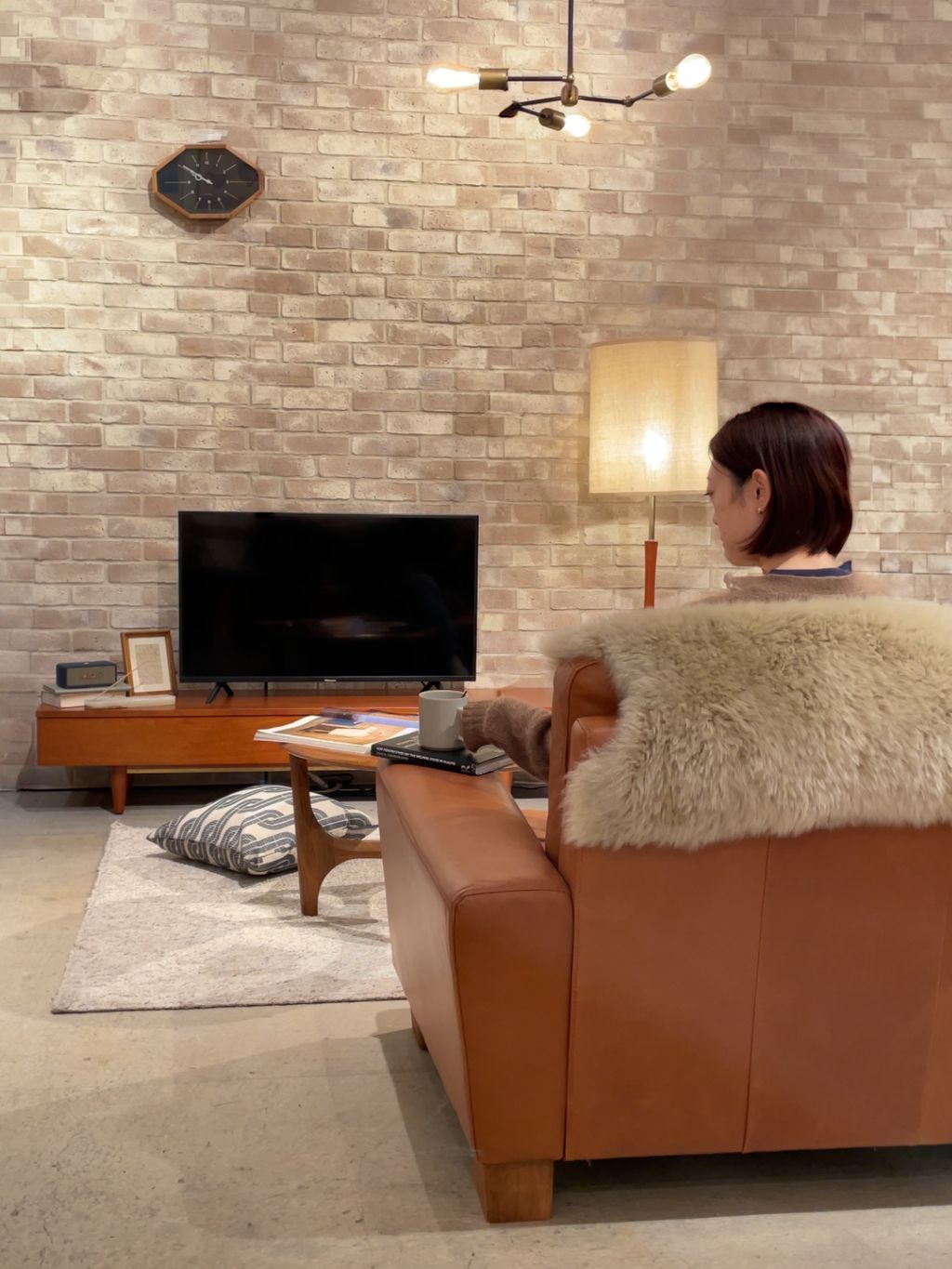 JOURNAL STANDARD FURNITURE