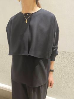 セットアップ可》ウォッシャブルヨークブラウスのコーディネート