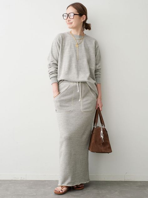 SMOCK ギャザー プルオーバーのコーディネートスナップ（MIZU 