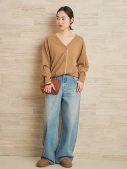 【新品　タグ付き】Plage プラージュ　PLAIN Vネックカーディガン TWO TONE Vネック カーディガンのコーディネートスナップ（mizuka