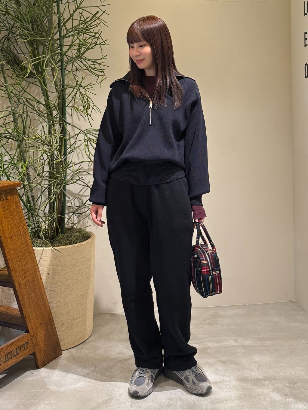 OUTDOOR PRODUCTS Usual Things