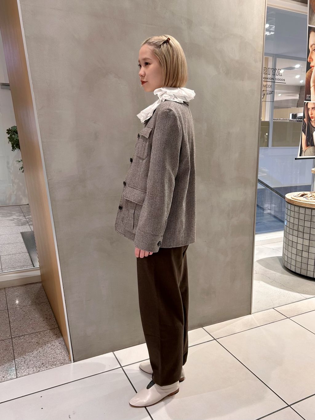 IENA LA BOUCLE ヘリンボーンサファリジャケットのコーディネート